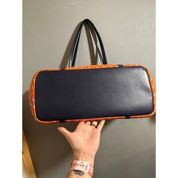 *Vera Bradley* Weekender tote,
Orange floral & Navy blue - Picture 3 of 6